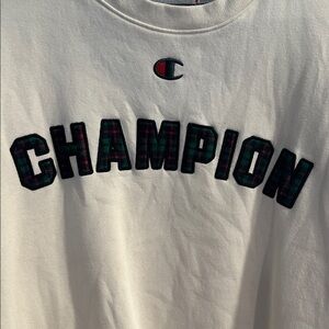 Women’s XL Champion Cream Crewneck with Green, Black and Red Lettering Logo